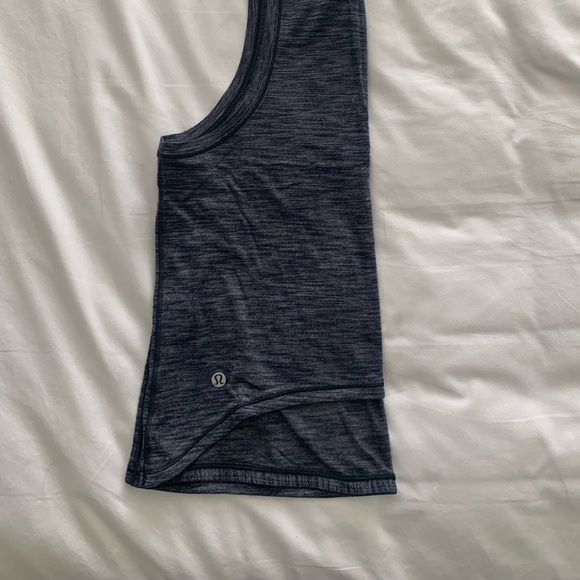 lululemon navy tank top - Picture 9 of 10